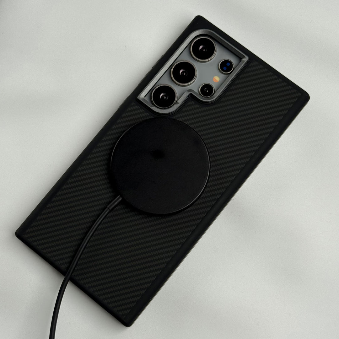 Samsung Galaxy S24 Ultra Premium Carbon Fiber Texture MagSafe Magnetic Case Cover