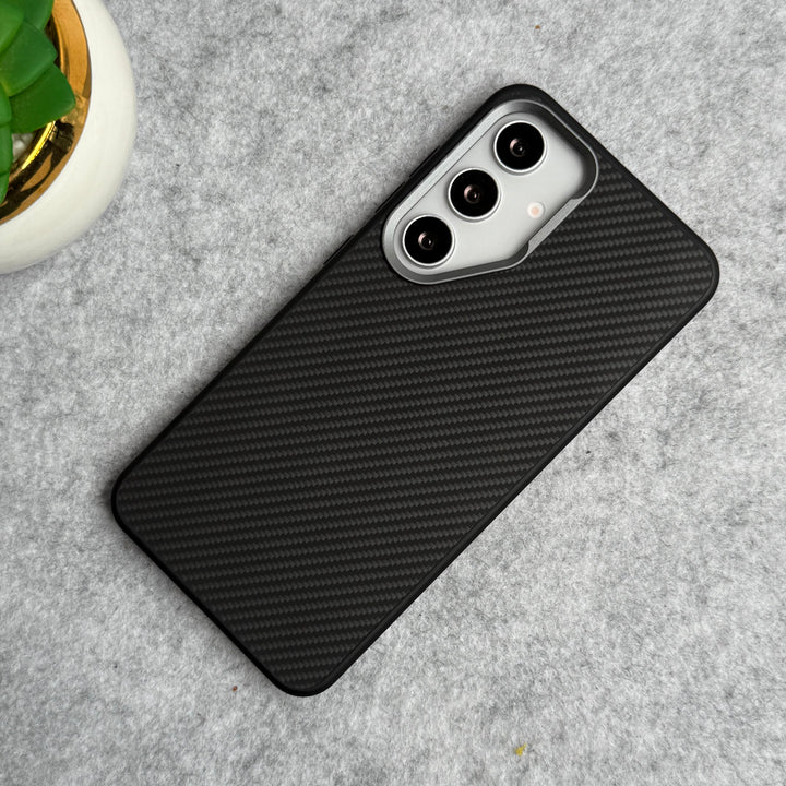 Samsung Galaxy S25 Carbon Fiber Design Case