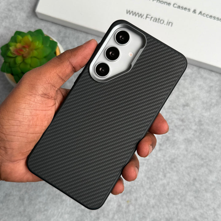 Samsung Galaxy S25 Carbon Fiber Design Case