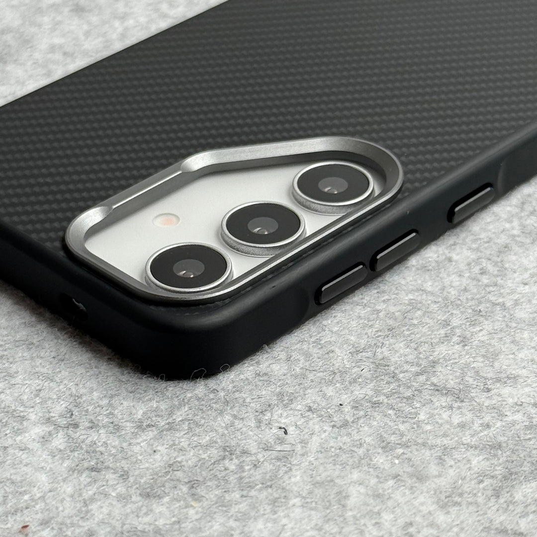 Samsung Galaxy S25 Carbon Fiber Design Case