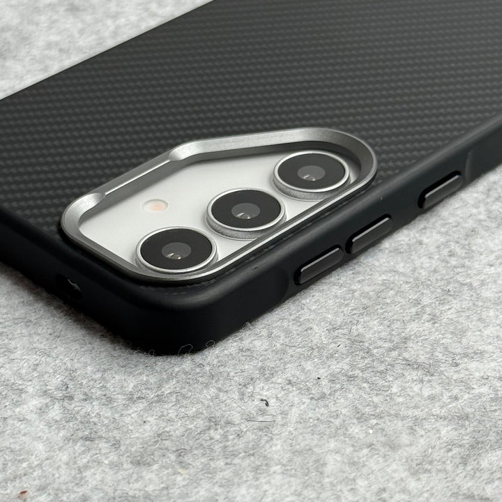 Samsung Galaxy S25 Carbon Fiber Design Case
