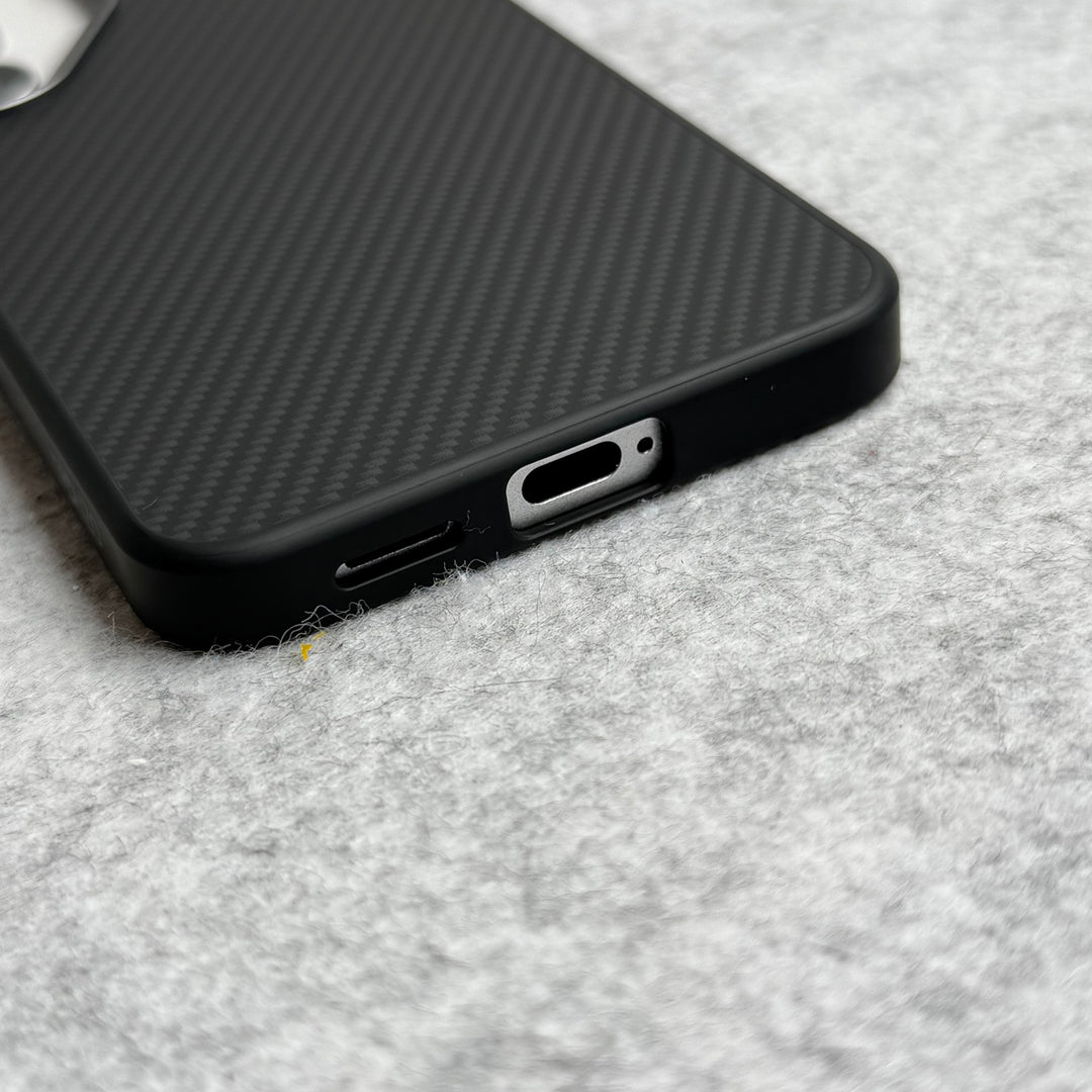 Samsung Galaxy S25 Carbon Fiber Design Case