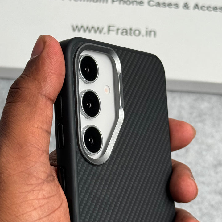 Samsung Galaxy S25 Carbon Fiber Design Case