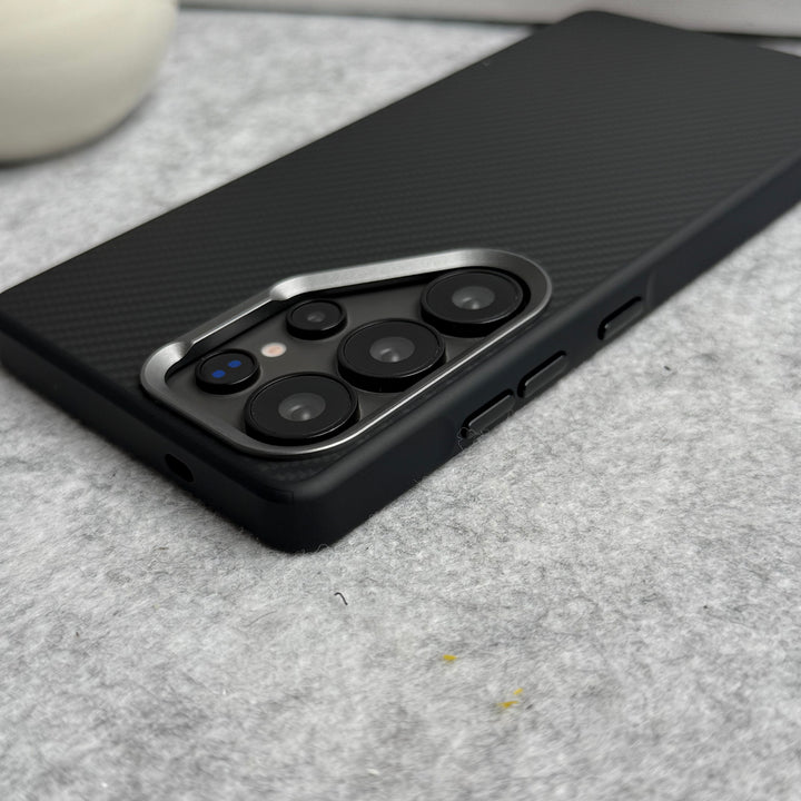 Samsung Galaxy S25 Ultra Carbon Fiber Design Case