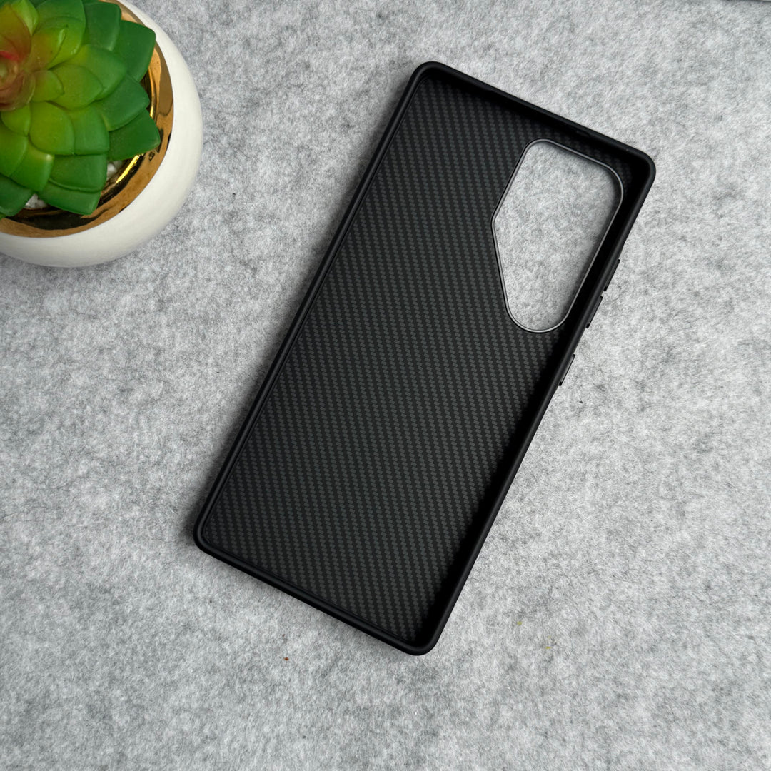Samsung Galaxy S25 Ultra Carbon Fiber Design Case