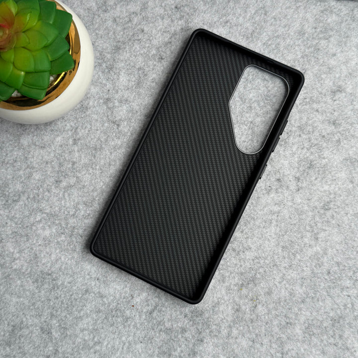 Samsung Galaxy S25 Ultra Carbon Fiber Design Case