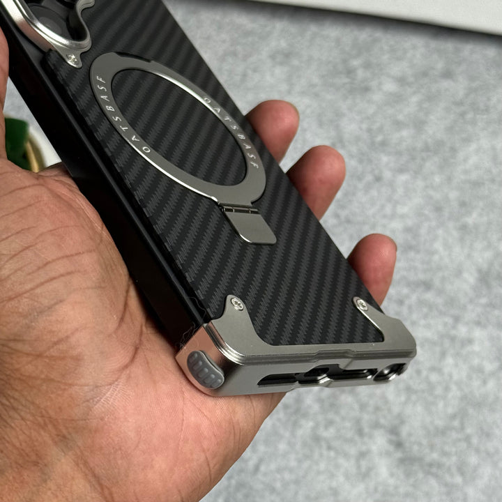 Samsung Galaxy Ultra Series Carbon Texture Frameless Metal Kickstand Case