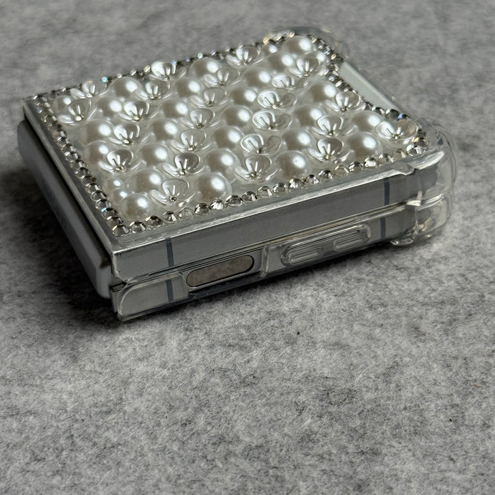 Samsung Galaxy Z Flip 6 Small Pearl Flower Style Case Cover