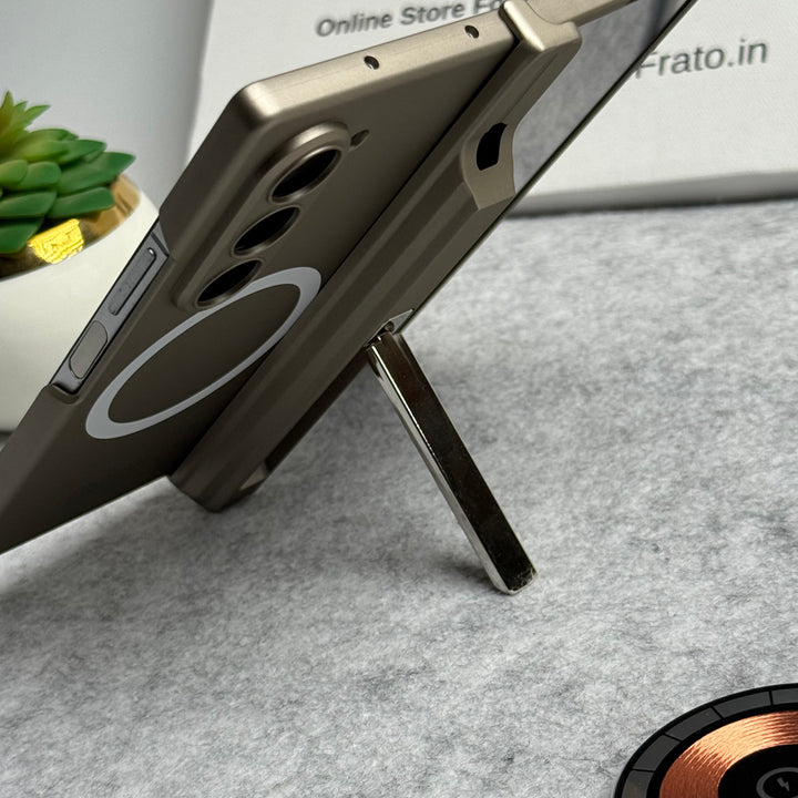 Samsung Galaxy Z Fold 6 GKK MagSafe Magnetic Hinge Front Glass Protective Cover