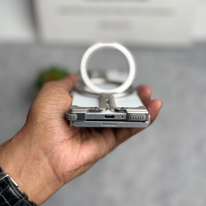 Samsung Galaxy Z Fold 6 Metals Frameless Bumper Case With Rotating Stand