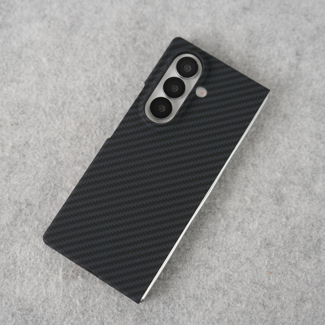Samsung Galaxy Z Fold 7 Carbon Fiber Texture Aramid Design Hard Pc MagSafe Case Cover