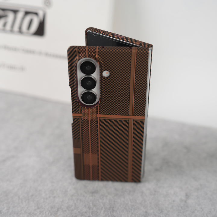 Samsung Galaxy Z Fold 7 Carbon Fiber Texture Aramid Design Hard Pc MagSafe Case Cover