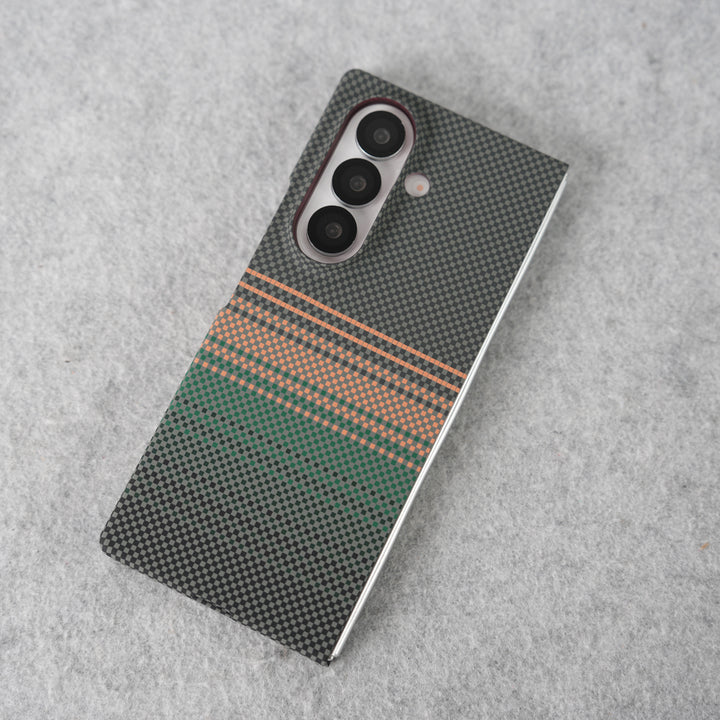 Samsung Galaxy Z Fold 7 Carbon Fiber Texture Aramid Design Hard Pc MagSafe Case Cover