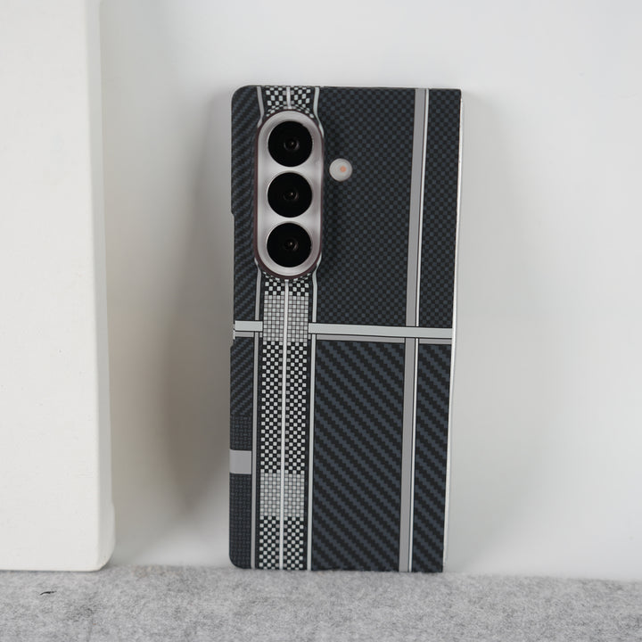 Samsung Galaxy Z Fold 7 Carbon Fiber Texture Aramid Design Hard Pc MagSafe Case Cover