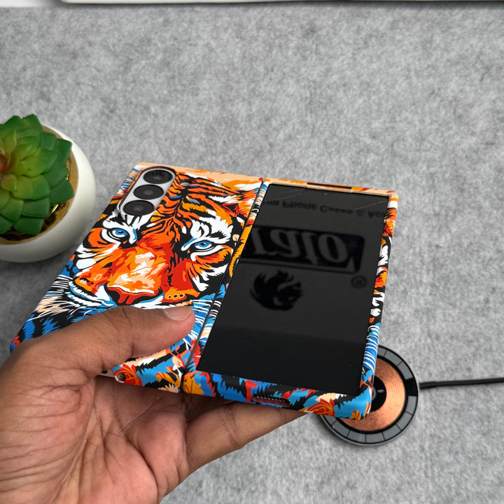 Samsung Galaxy Z Fold Series Carbon Fiber Texture Tiger Lion Design Hard Pc MagSafe Case Cover
