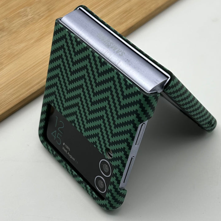 Samsung Galaxy Z Flip 3 Zigzag Carbon Fiber Pattern Texture Case Cover