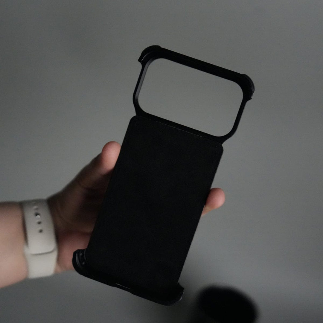 FRATO Aeroflex Metal iPhone 17 Series Kevlar Fiber Texture Frameless Metal Kickstand Case