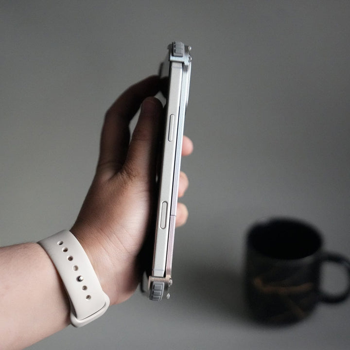 FRATO Aeroflex Metal iPhone 17 Series Premium Silver Carbon Design Aluminium Metal Snap On Rotating Stand case