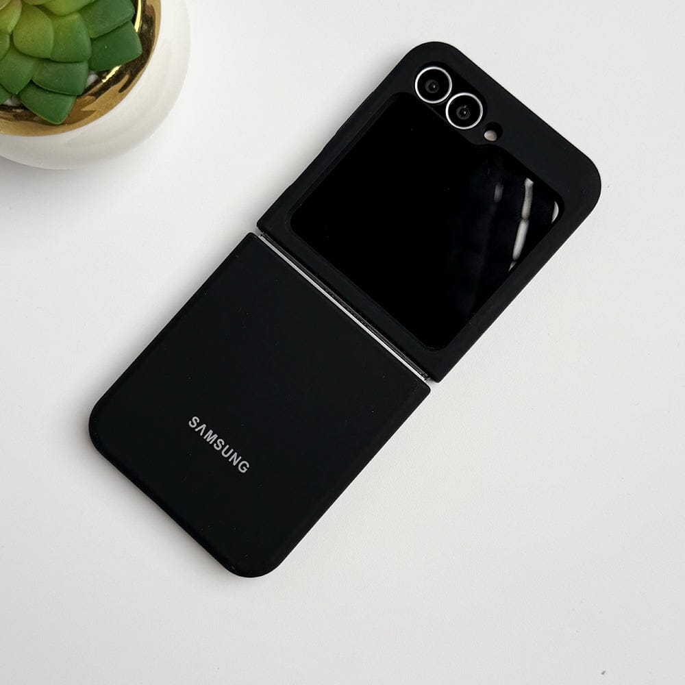 FRATO Flip 6 Collection Black Samsung Galaxy Z Flip 6 Smooth Premium Silicone Cover