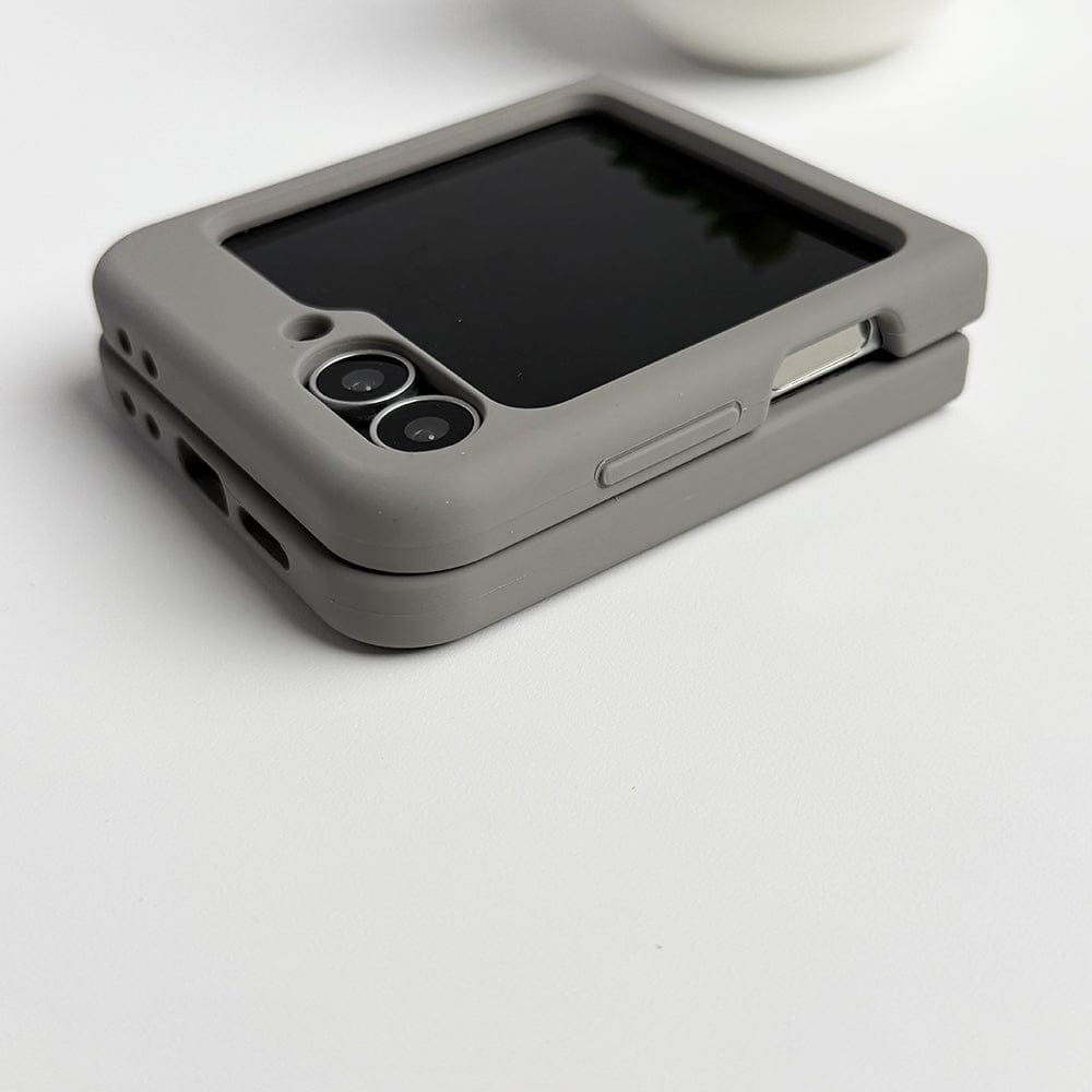 FRATO Flip 6 Collection Samsung Galaxy Z Flip 6 Smooth Premium Silicone Cover