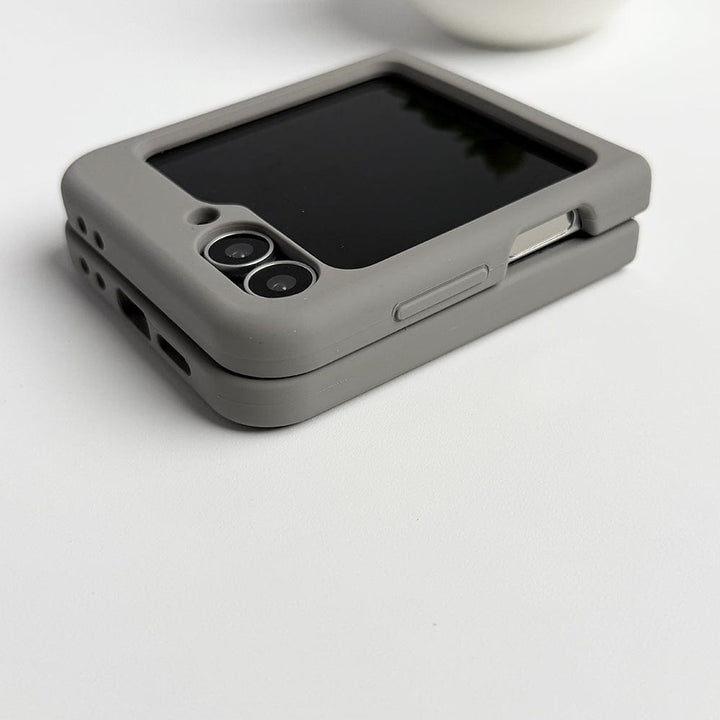 FRATO Flip 6 Collection Samsung Galaxy Z Flip 6 Smooth Premium Silicone Cover