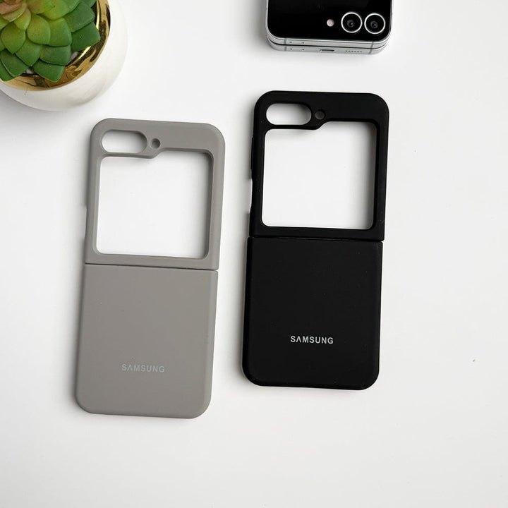 FRATO Flip 6 Collection Samsung Galaxy Z Flip 6 Smooth Premium Silicone Cover