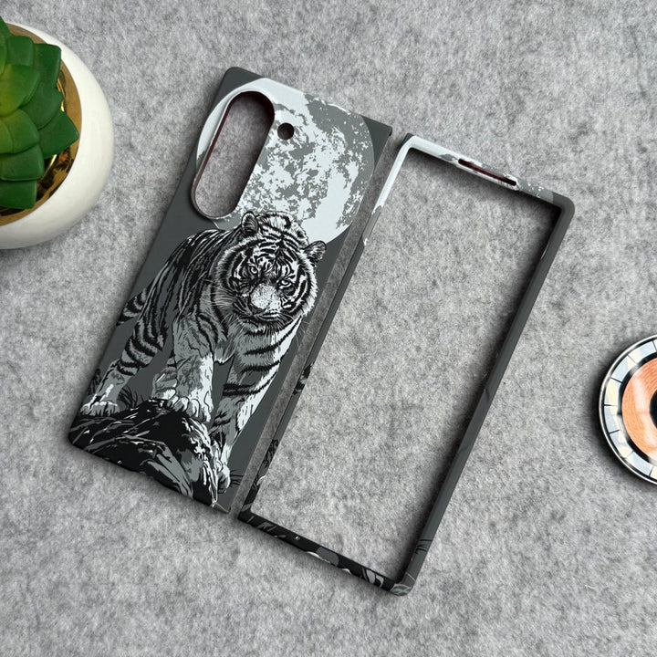 FRATO Fold 6 Collection Galaxy Z Fold 6 / Gray Tiger Samsung Galaxy Z Fold Series Carbon Fiber Texture Tiger Lion Design Hard Pc MagSafe Case Cover