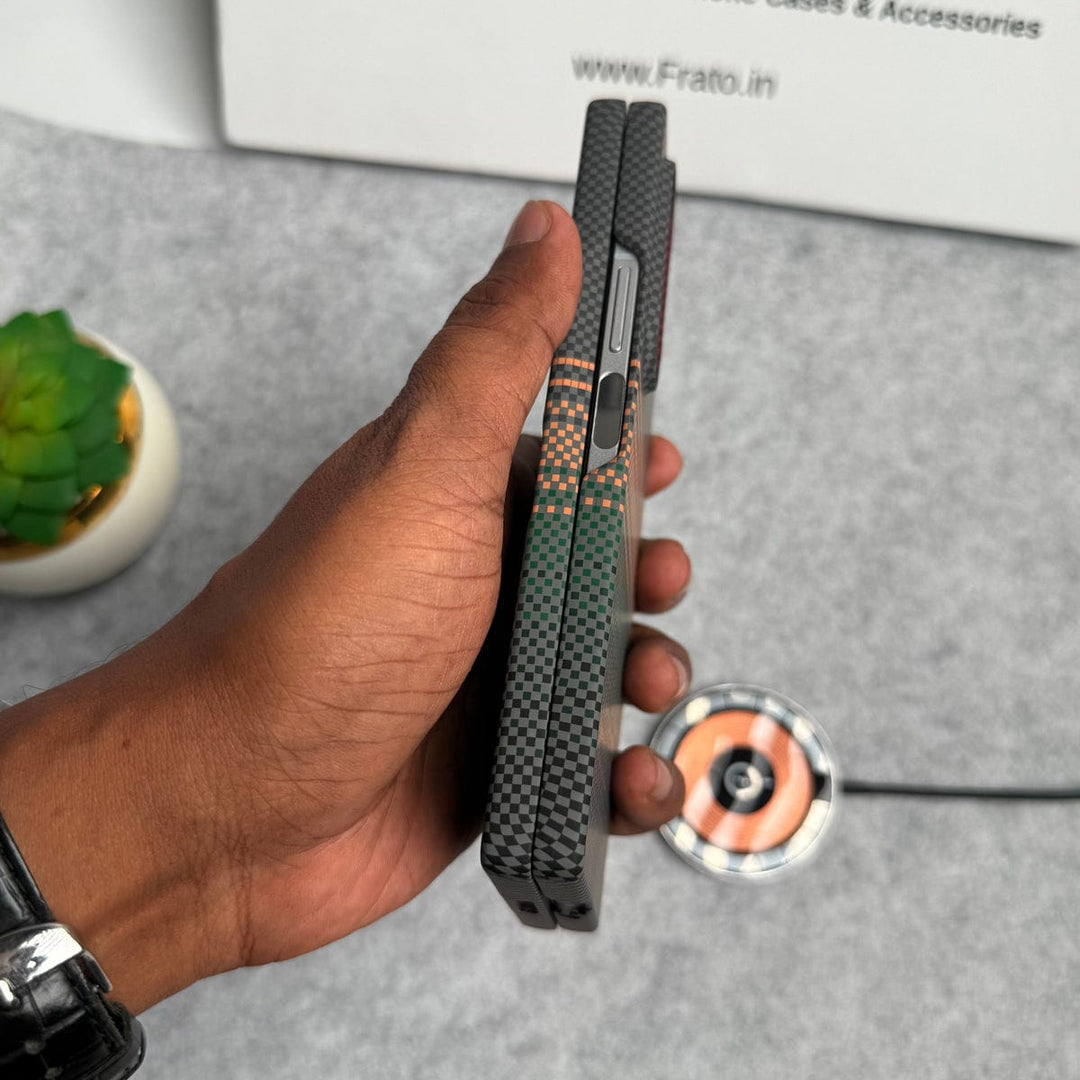 FRATO Fold 6 Collection Samsung Galaxy Z Fold 6 Carbon Fiber Texture Aramid Design Hard Pc MagSafe Case Cover