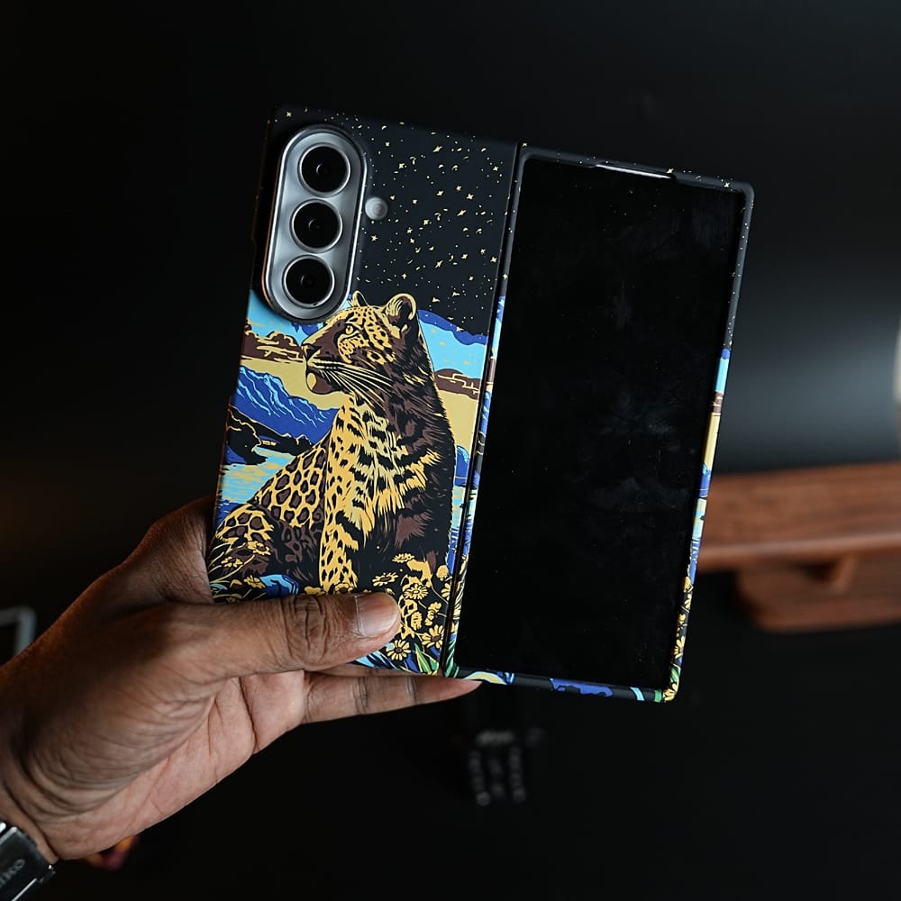 FRATO Fold 7 Collection Design 6 Wildlife Graphic Printed Case for Samsung Galaxy Z Fold 7 | MagSafe Compatible | Protective Cover