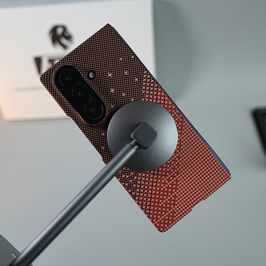 FRATO Fold 7 Collection Galaxy Fold 7 Premium Pixel Gradient MagSafe Case with Metal Camera Frame