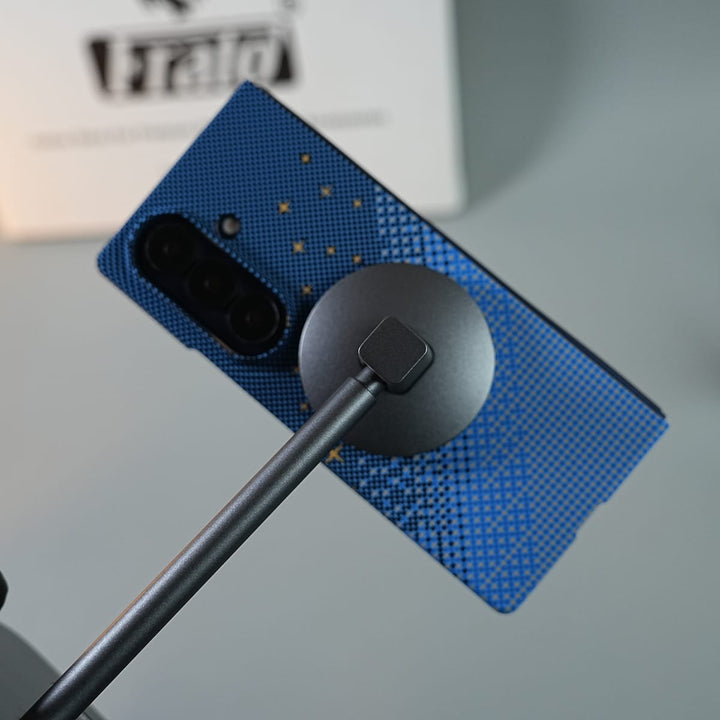 FRATO Fold 7 Collection Galaxy Fold 7 Premium Pixel Gradient MagSafe Case with Metal Camera Frame