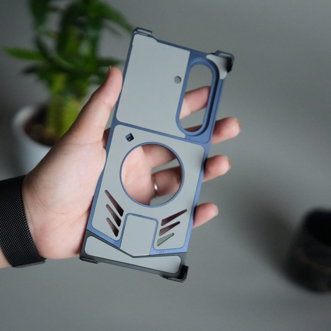 FRATO Fold 7 Collection Galaxy Z Fold 7 Magnetic Aluminum Alloy Metal Rimless Frame Heat Dissipation Stand Phone Case