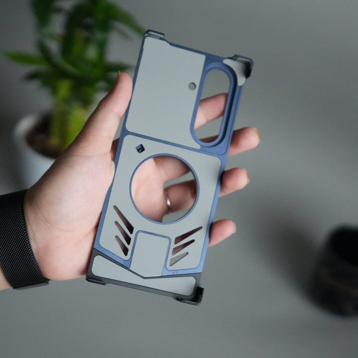 FRATO Fold 7 Collection Galaxy Z Fold 7 Magnetic Aluminum Alloy Metal Rimless Frame Heat Dissipation Stand Phone Case