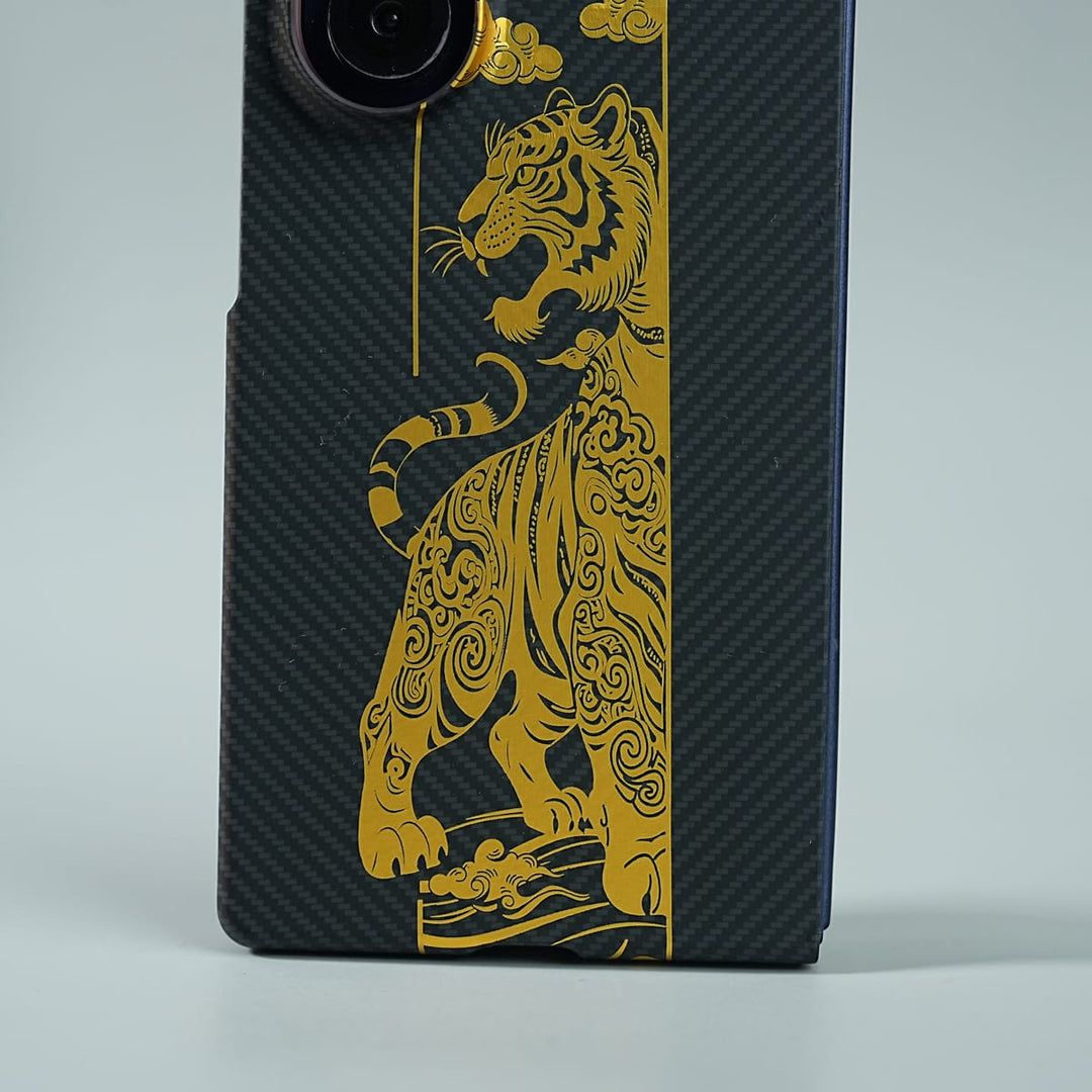 FRATO Fold 7 Collection Galaxy Z Fold 7 Royal Gold Tiger Edition Magsafe Case