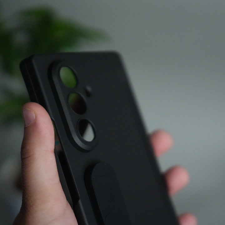 FRATO Fold 7 Collection Galaxy Z Fold 7 Silicone Band Holder Case with Front Glass | Matte Hard Cover with Kickstand Grip