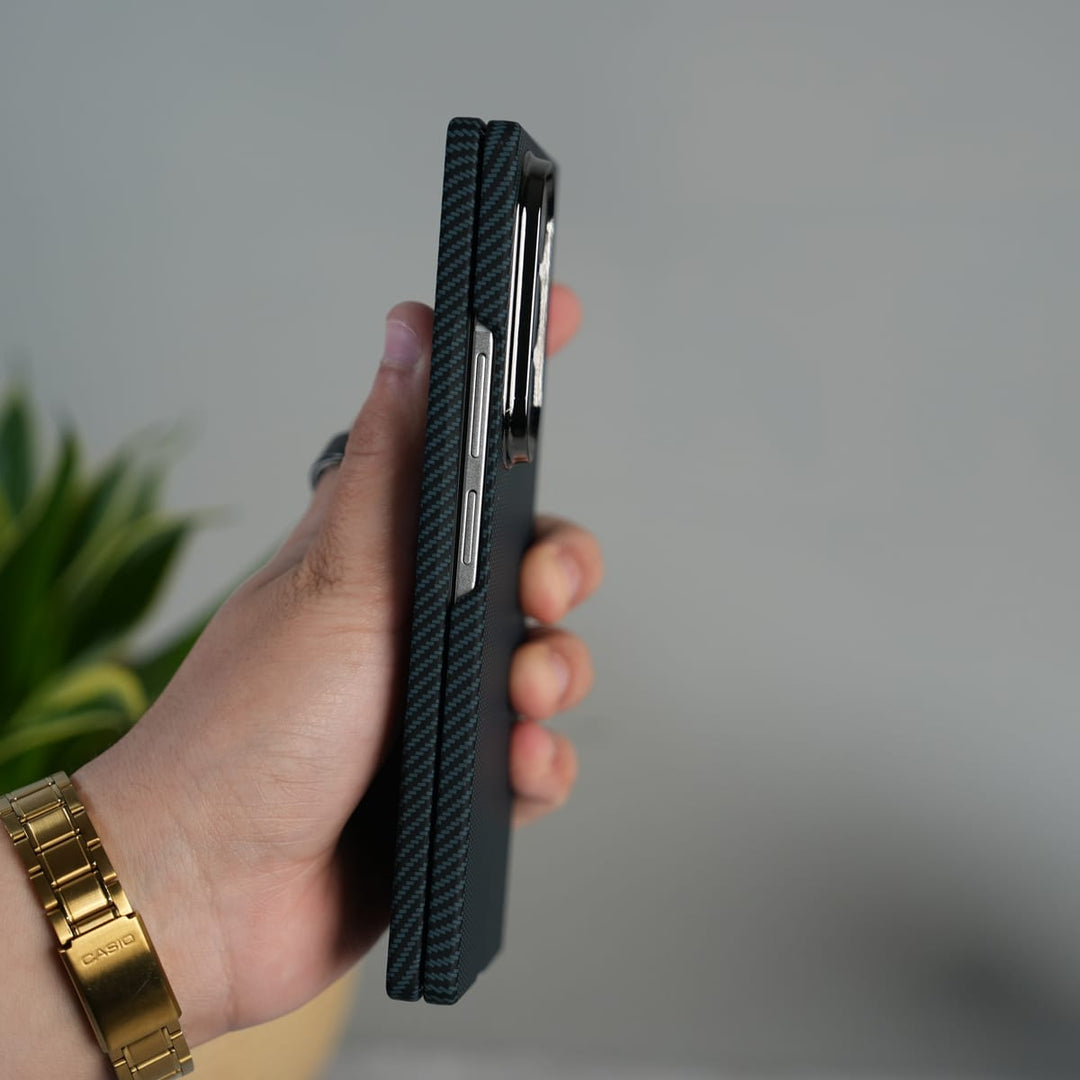 FRATO Fold 7 Collection Galaxy Z Fold 7 Ultra-Slim Carbon Fiber Texture Case with Front glass Protection