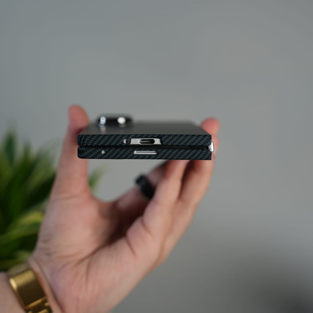 FRATO Fold 7 Collection Galaxy Z Fold 7 Ultra-Slim Carbon Fiber Texture Case with Front glass Protection