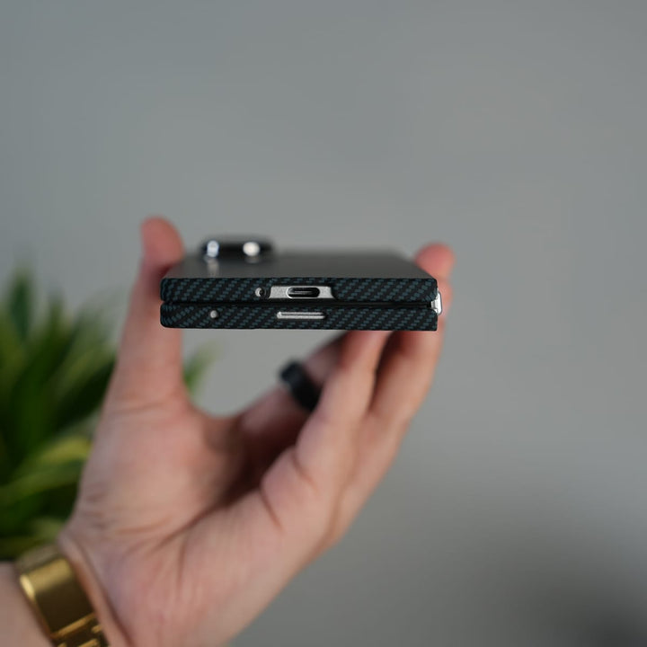 FRATO Fold 7 Collection Galaxy Z Fold 7 Ultra-Slim Carbon Fiber Texture Case with Front glass Protection