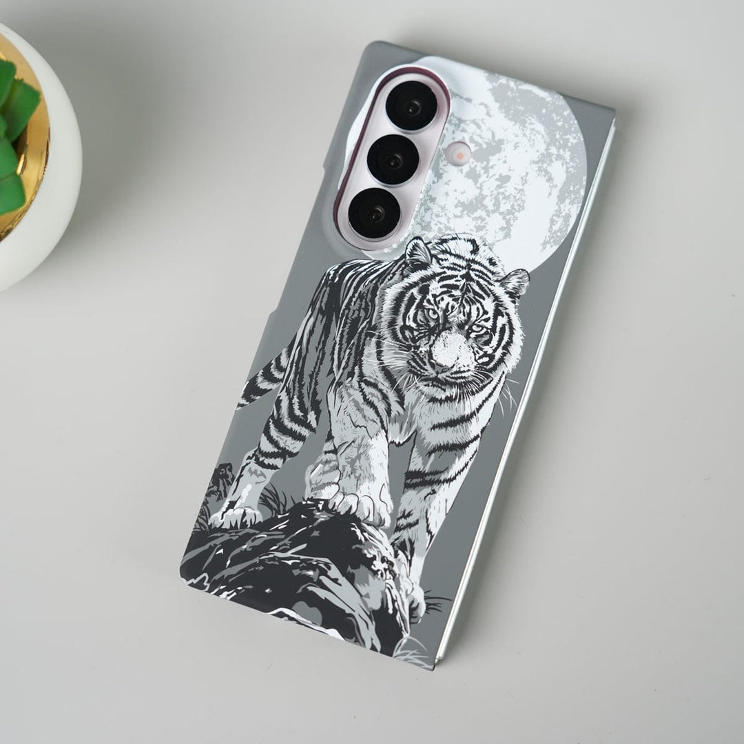 FRATO Fold 7 Collection Samsung Galaxy Z Fold 7 Carbon Fiber Texture Case | Tiger Printed Hard PC Cover with MagSafe | Shockproof Slim Protection