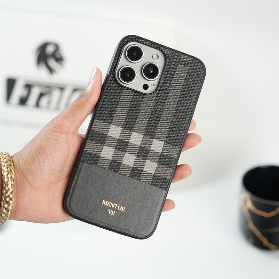 FRATO iPhone 15 Series iPhone 15 Pro / Black iPhone 15 Series MENTOR Series MagSafe Premium Leather Cover