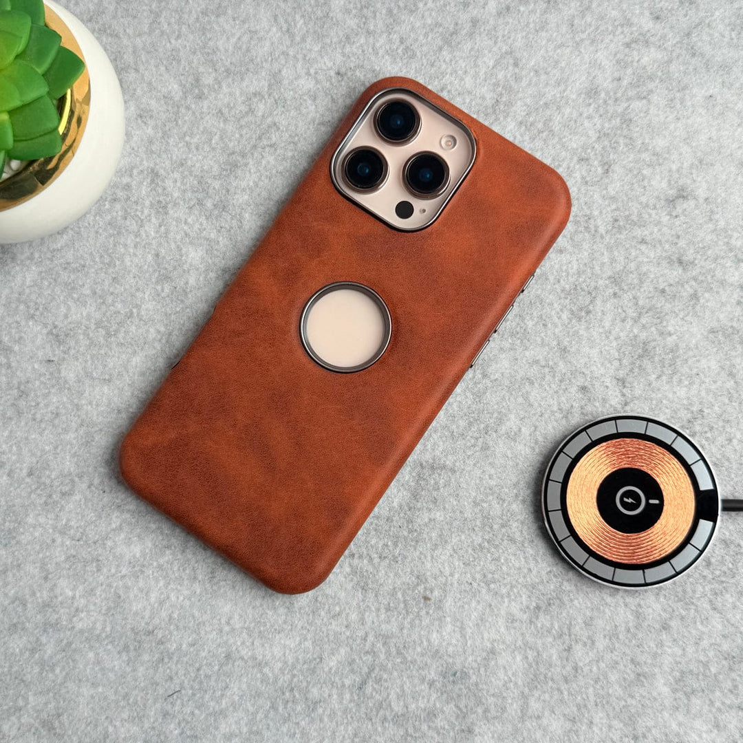 FRATO iPhone 15 Series iPhone 15 Pro Max / Brown iPhone 15 Series Textured PU Leather Logo Cut MagSafe Case Cover