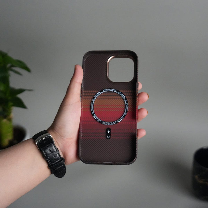 FRATO iPhone 15 Series iPhone 15 Series Carbon Fiber Texture Design Hard Pc MagSafe Case Cover Orangered