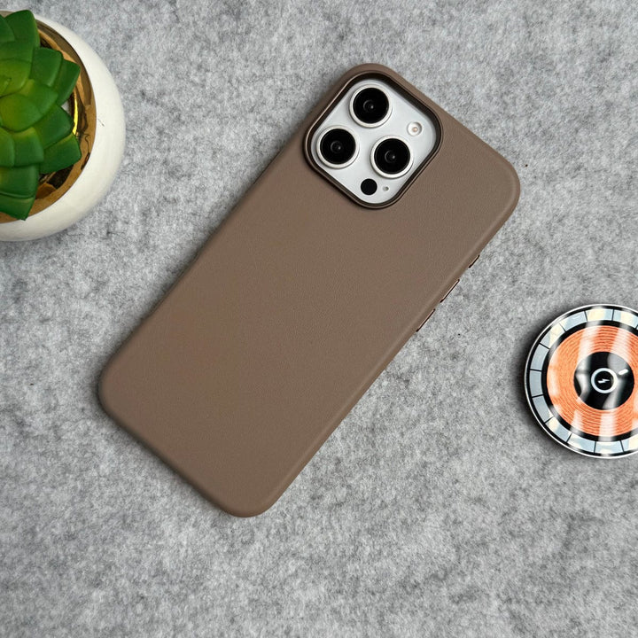 FRATO iPhone 16 Series Beige iPhone 16 Pro Max Luxury Classic PU Leather MagSafe Supported Case