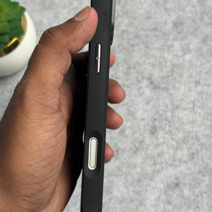 FRATO iPhone 16 Series iPhone 16 Pro Max / iPhone 16 Pro Wild Animal 3D Embroidery Wolf Face MagSafe Case