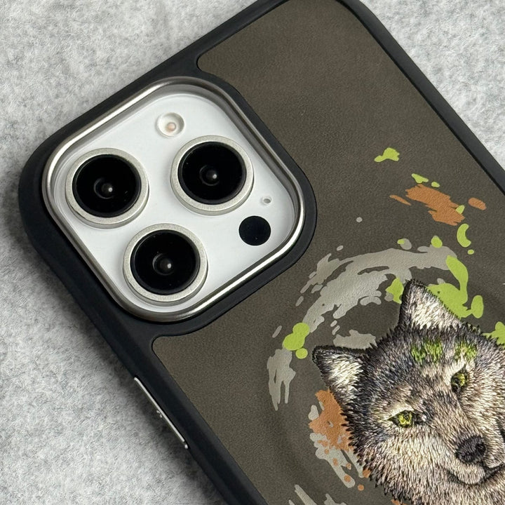 FRATO iPhone 16 Series iPhone 16 Pro Max / iPhone 16 Pro Wild Animal 3D Embroidery Wolf Face MagSafe Case