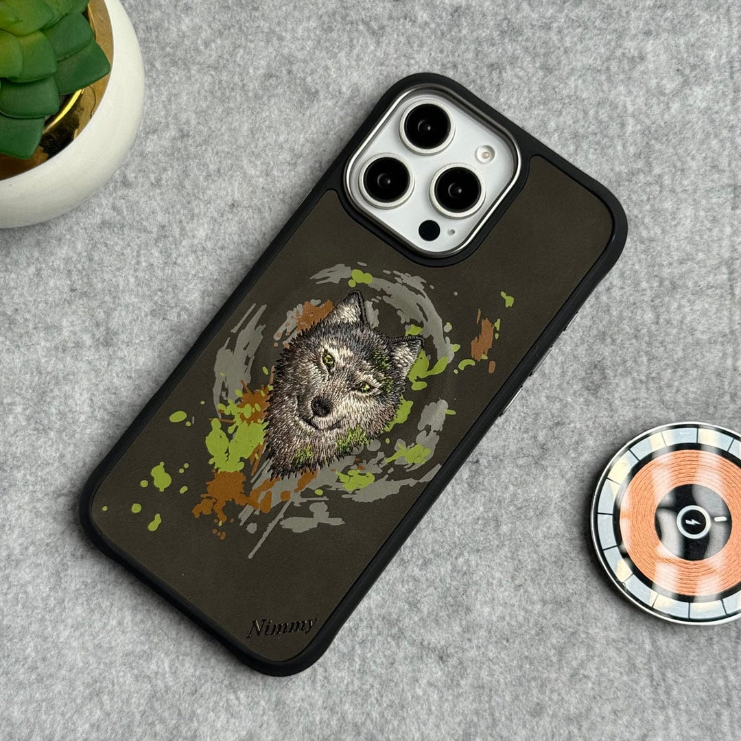 FRATO iPhone 16 Series iPhone 16 Pro Max / iPhone 16 Pro Wild Animal 3D Embroidery Wolf Face MagSafe Case
