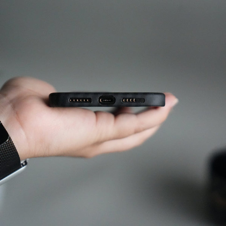 FRATO iPhone 16 Series iPhone 16 Series Carbon Fiber Slim Case | Ultra-Thin Magnetic Charging Ring Cover