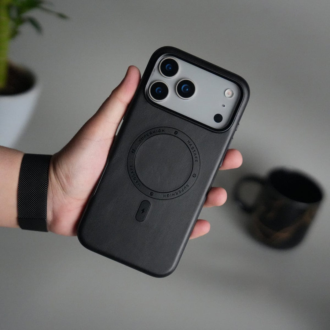 FRATO iPhone 17 Series 17 Pro Max / Black iPhone 17 Series Premium PU Leather Metal MagSafe Ring Case