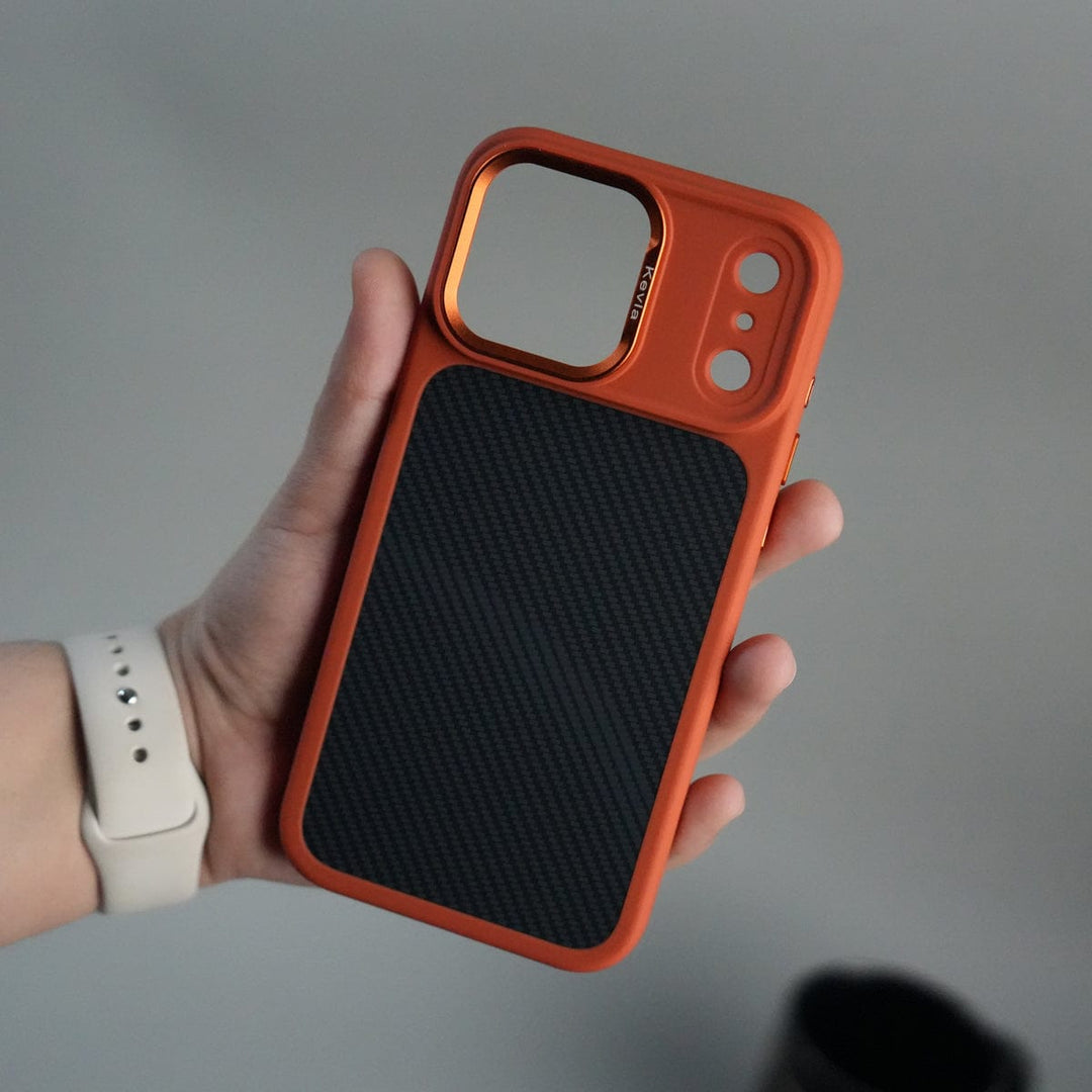 FRATO iPhone 17 Series 17 Pro Max / Orange iPhone 17 Series Carbon Fiber Design MagSafe Cover