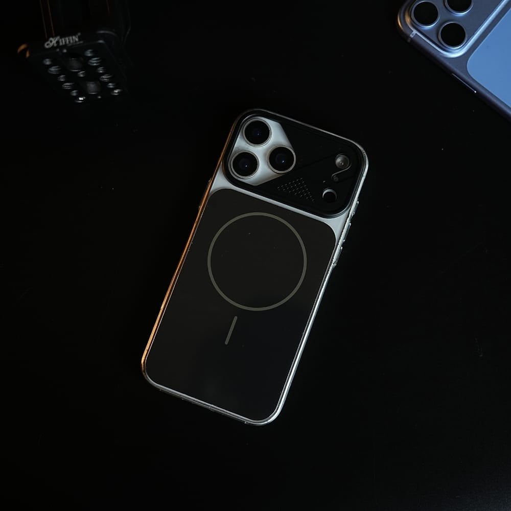 FRATO iPhone 17 Series CrystalMag Pro Magnetic Case for iPhone